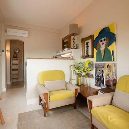 Cocoon With Balcony - Sea View *